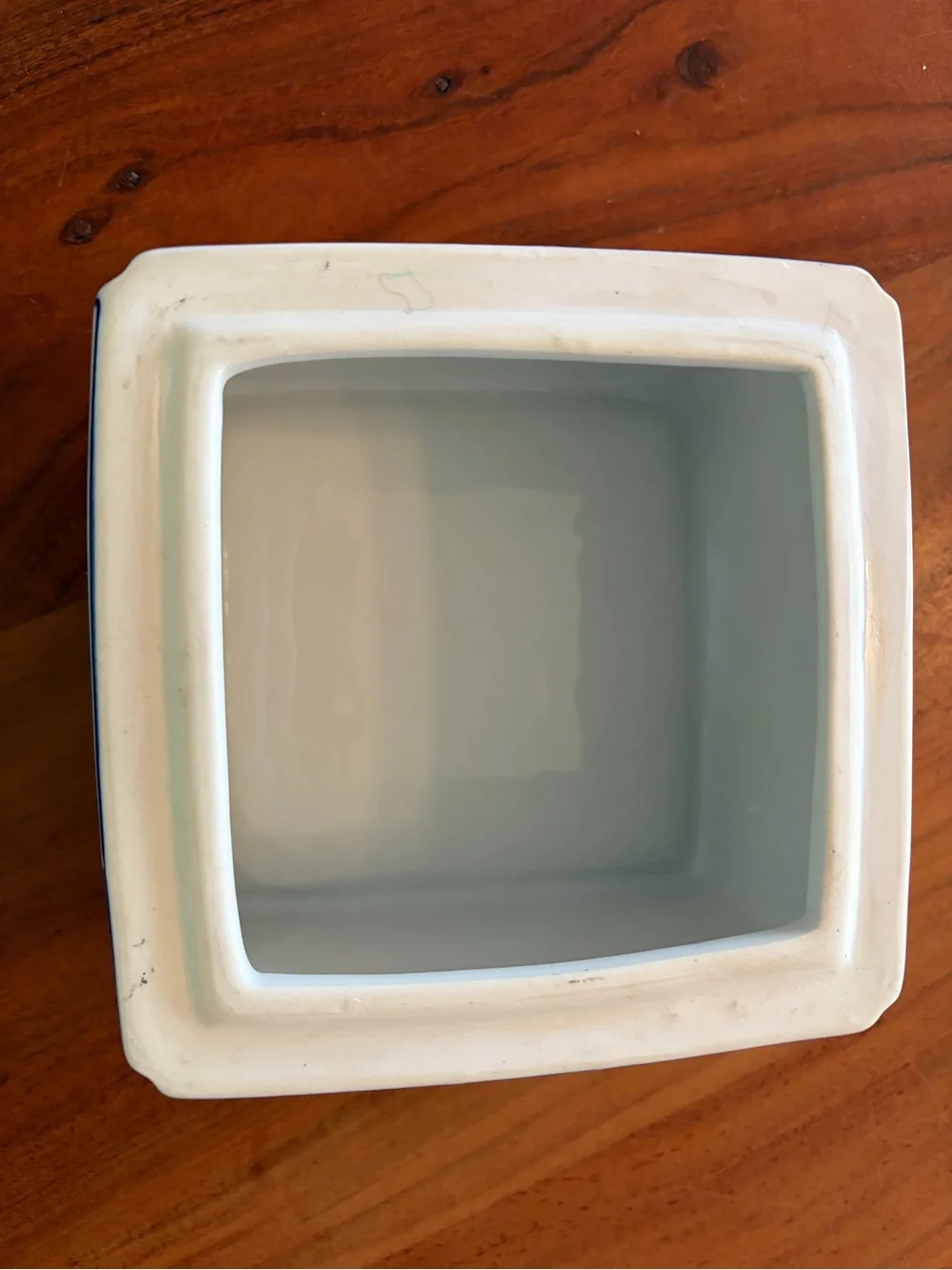 Vintage Bombay company vase/planter/cache pot blue and white 6 inches